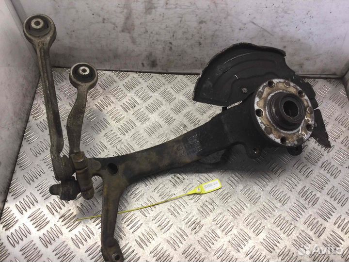 Ступица передняя правая Volkswagen Passat ADR