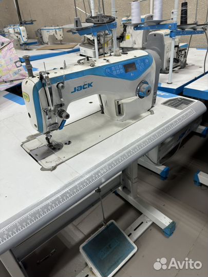 Швейная машина прямострочка