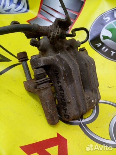 Суппорт задний правый Volkswagen Golf 6 хетчбек 4