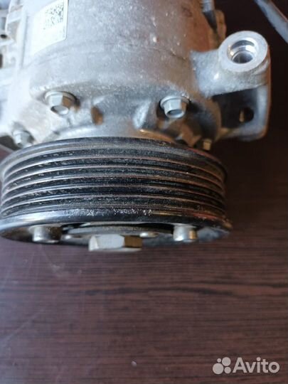 Компрессор кондиционера для Шкода Рапид Октавия