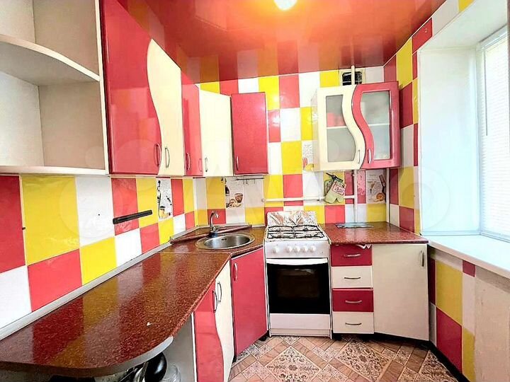 2-к. квартира, 40 м², 1/5 эт.