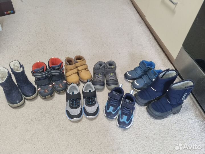 Обувь на мальчика 22-27 размер
