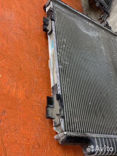Радиатор охлаждения Mercedes Ом612 2.7 cdi