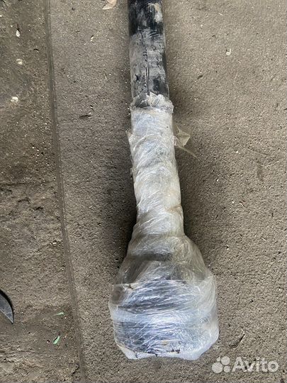 Привод правый 1.4 caxa Volkswagen Golf Plus