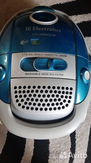 Пылесос бу. Electrolux.LG