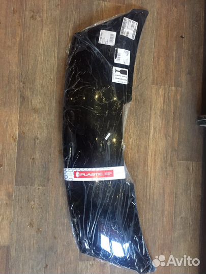 Мухобойка (дефлектор капота) toyota porte 2012