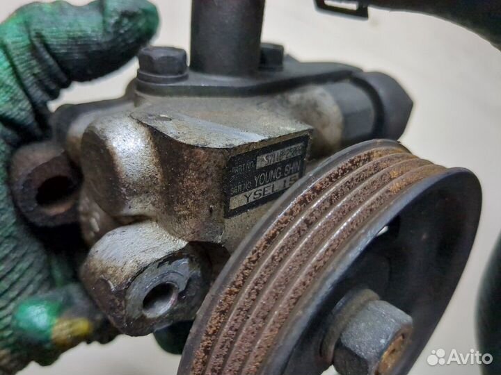 Гур Hyundai Accent, 2005