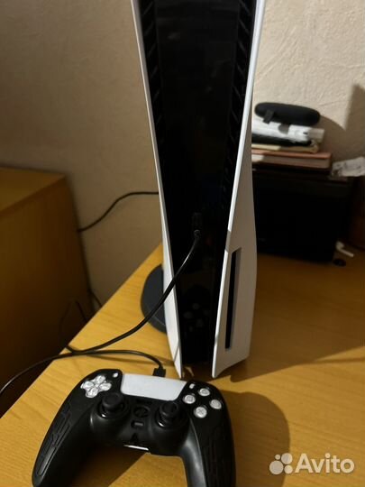 Приставка Sony PlayStation 5 Ultra HD blu-ray disc