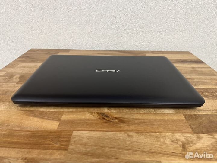 2020 быстрый ультрабук Asus 4 ядра 4Gb SSD32+240Gb
