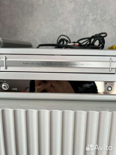 Видео магнитофон LG в рабочем состоянии