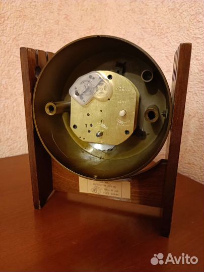 Настольные часы механические СССР