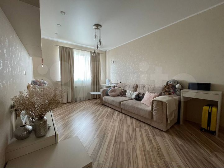 2-к. квартира, 60 м², 15/17 эт.