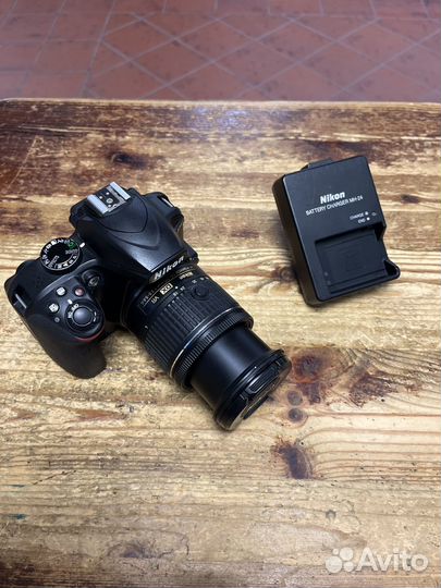 Зеркальный фотоаппарат Nikon D3400