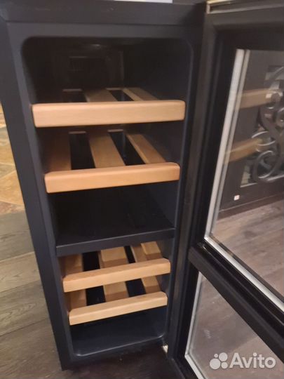 Холодильник для вина