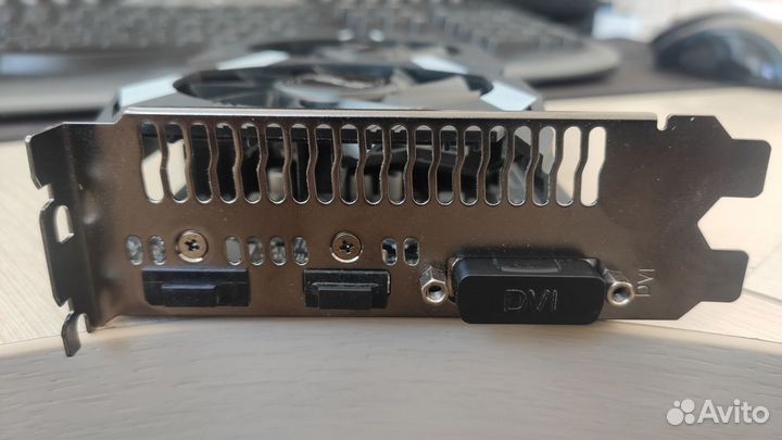 Видеокарта GTX 1650