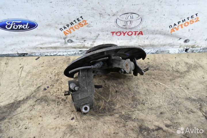 Кулак поворотный передний правый Volkswagen Touran