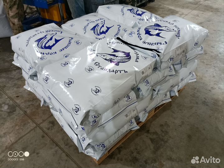 Корм для осетровых