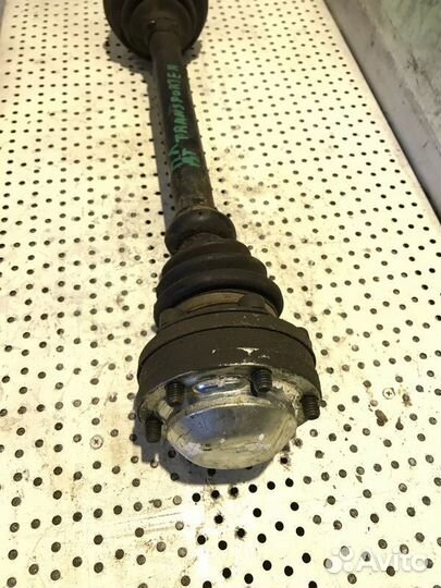 Привод передний левый Volkswagen Transporter