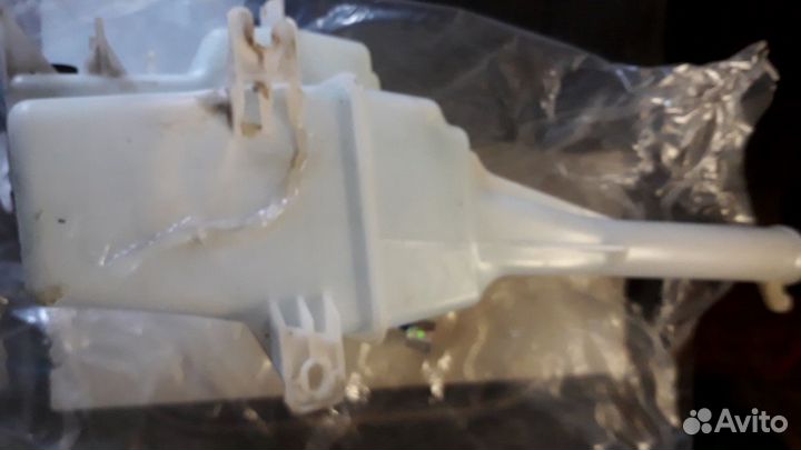 Бачек омывателя лобового стекла hyundai ix35