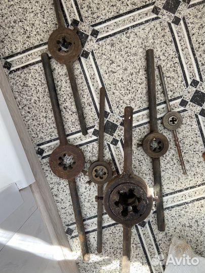 Лерка с держателем