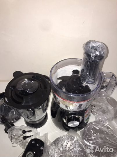 Кухонный комбайн Aresa AR-1701