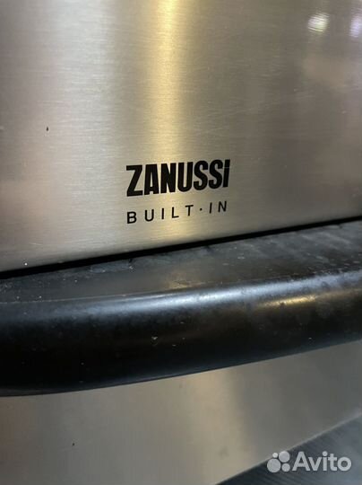 Электрическая духовка и варочная панель Zanussi