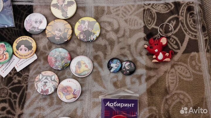 Эксклюзивные значки из zine