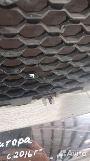 Решетка радиатора Jaguar F-Pace С 2016 Года