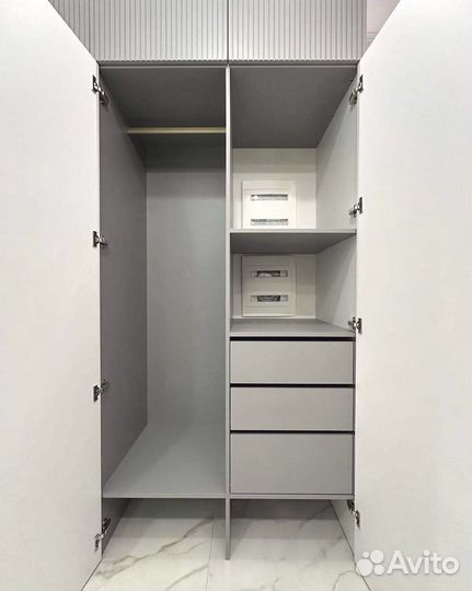 Шкаф в прихожую