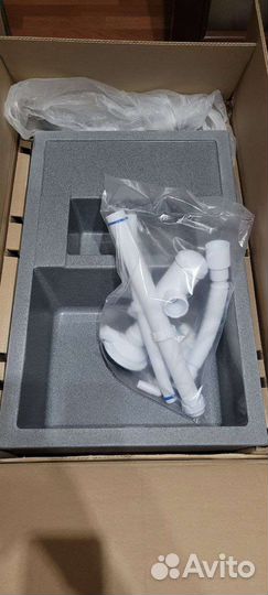 Мойка врезная новая для кухни