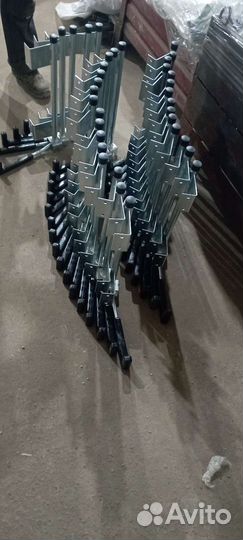 Держатель задних ворот