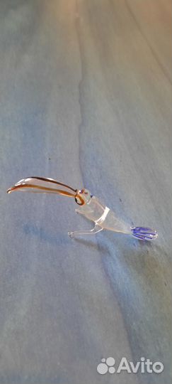 Пеликан стеклянный