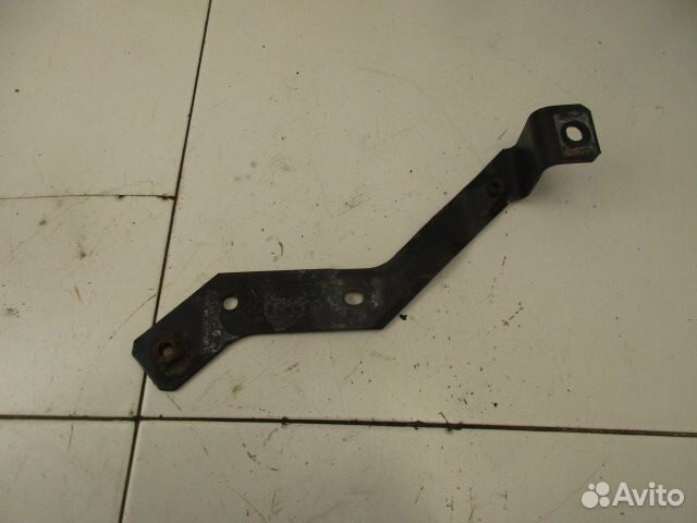 Кронштейн радиатора Volvo FM13 FH13