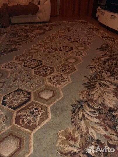 Ковер шерстяной