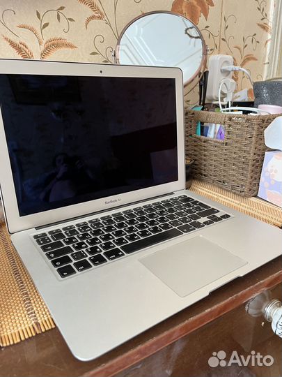 Apple MacBook Air 13 A1369