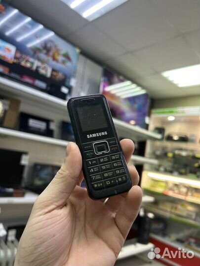 Samsung E1070