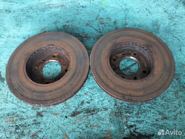 Диск тормозной передний Nissan Almera N16 рест