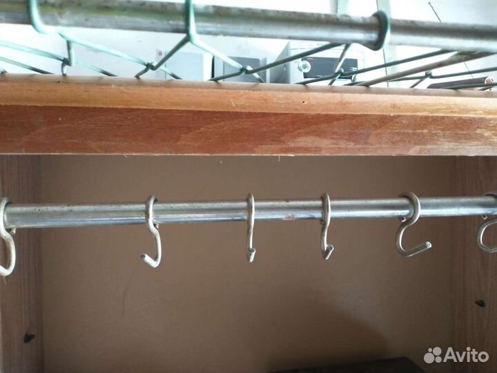 Вешалка-полка СССР металлическая с сеткой