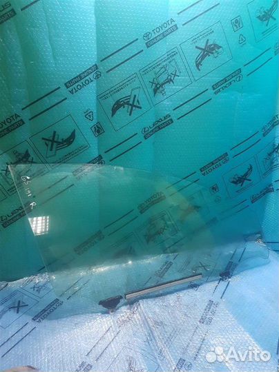 Стекло двери передней правой Lexus Gs 300/400/430