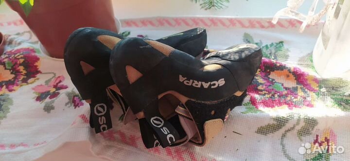 Скальные туфли 37,5