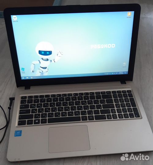 Ноутбук asus R540S