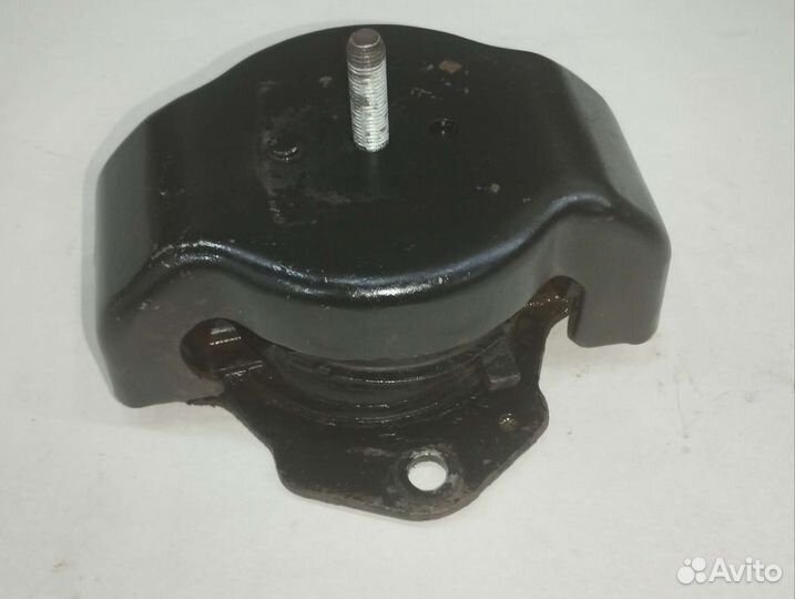 Опора двигателя Паджеро 4