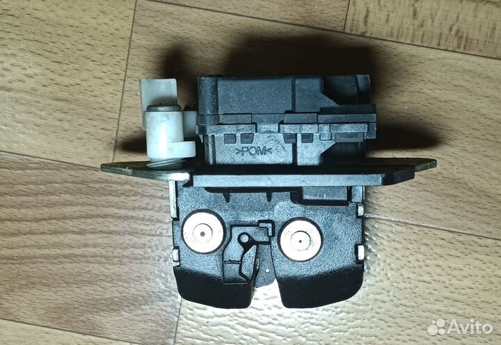 Замок багажника Fiat Panda