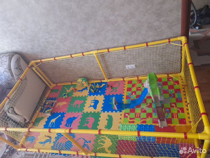 Большой детский манеж Leco It 125*250