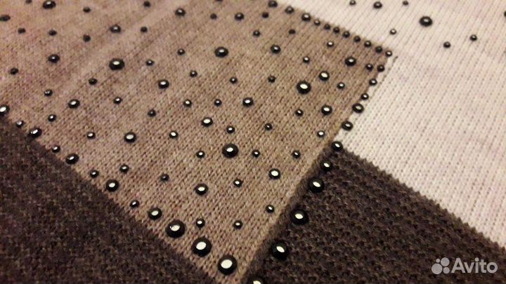 Свитер женский