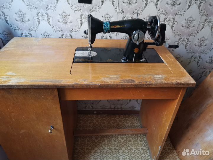 Швейная машинка подольск 2м