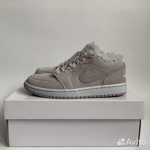 Nike Air Jordan 1 Low Sherpa Fleece Wmns