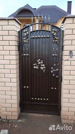 Ворота кованые распашные
