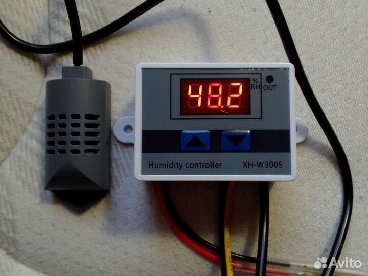 Программируемый контроллер влажности XH-W3005