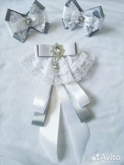 Галстук-жабо. Резинки для волос